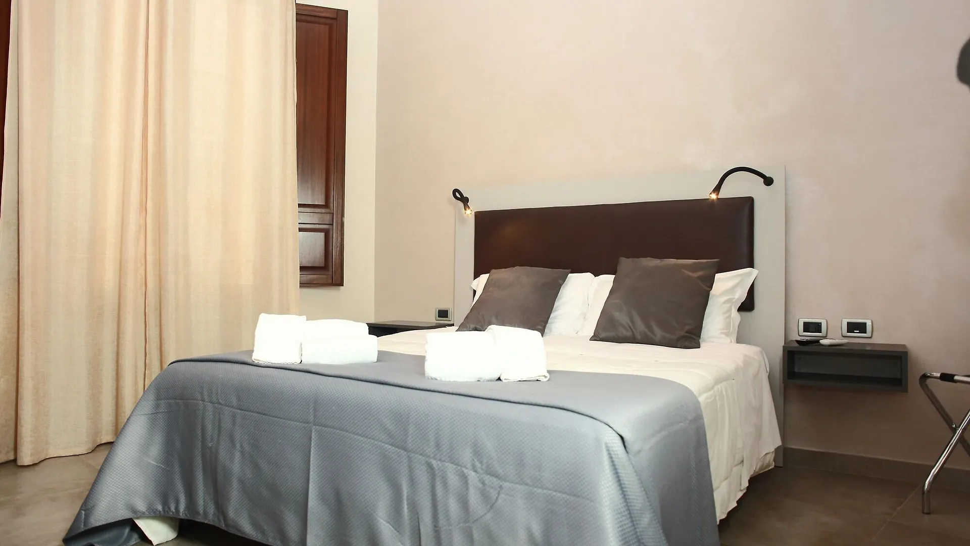 Albergo Maccotta Τραπάνι 2*,  Ιταλία
